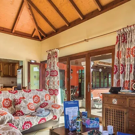 Villa Sleeps 6 Wifi Corralejo